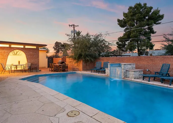 Villa Sip And Swim Heated Pool Hot Tub Games Hosted By Relaxtay