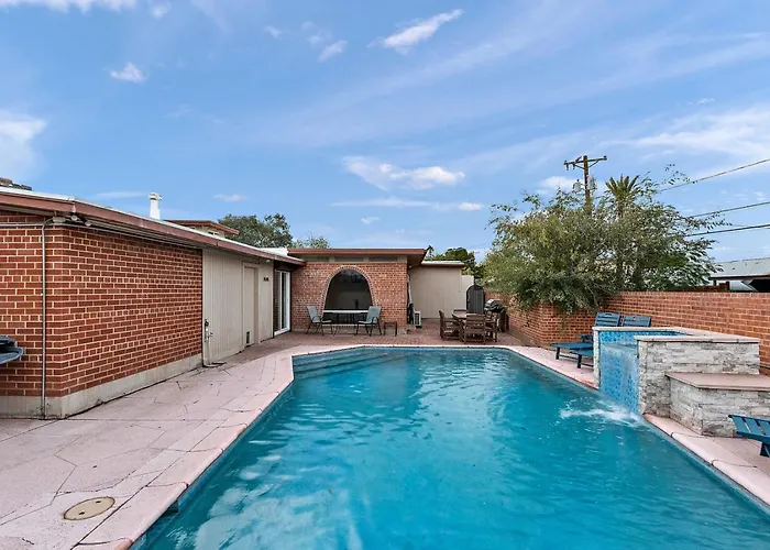 Sip And Swim Heated Pool Hot Tub Games Hosted By Relaxtay Villa Tucson