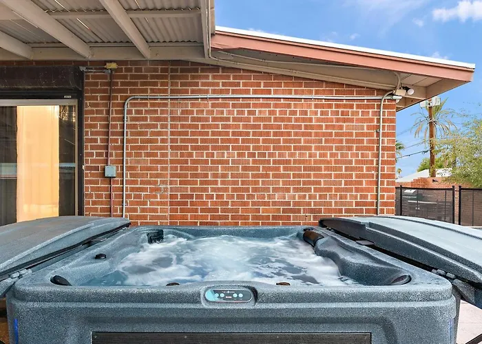 Villa Sip And Swim Heated Pool Hot Tub Games Hosted By Relaxtay